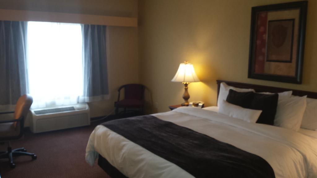 Town & Country Inn And Suites Quincy Exterior foto